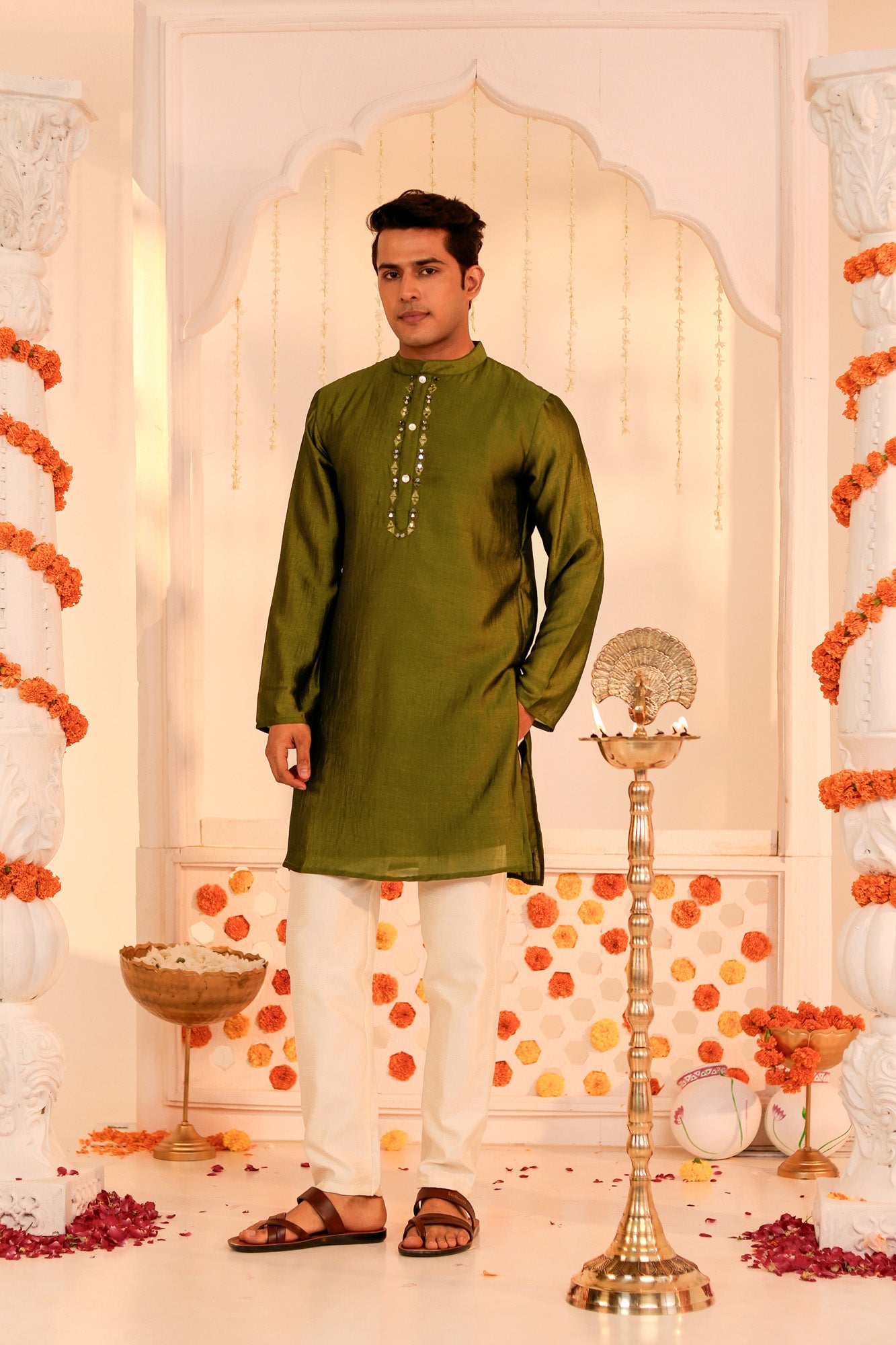 Dark Green Utsav Mens Kurta Pajama